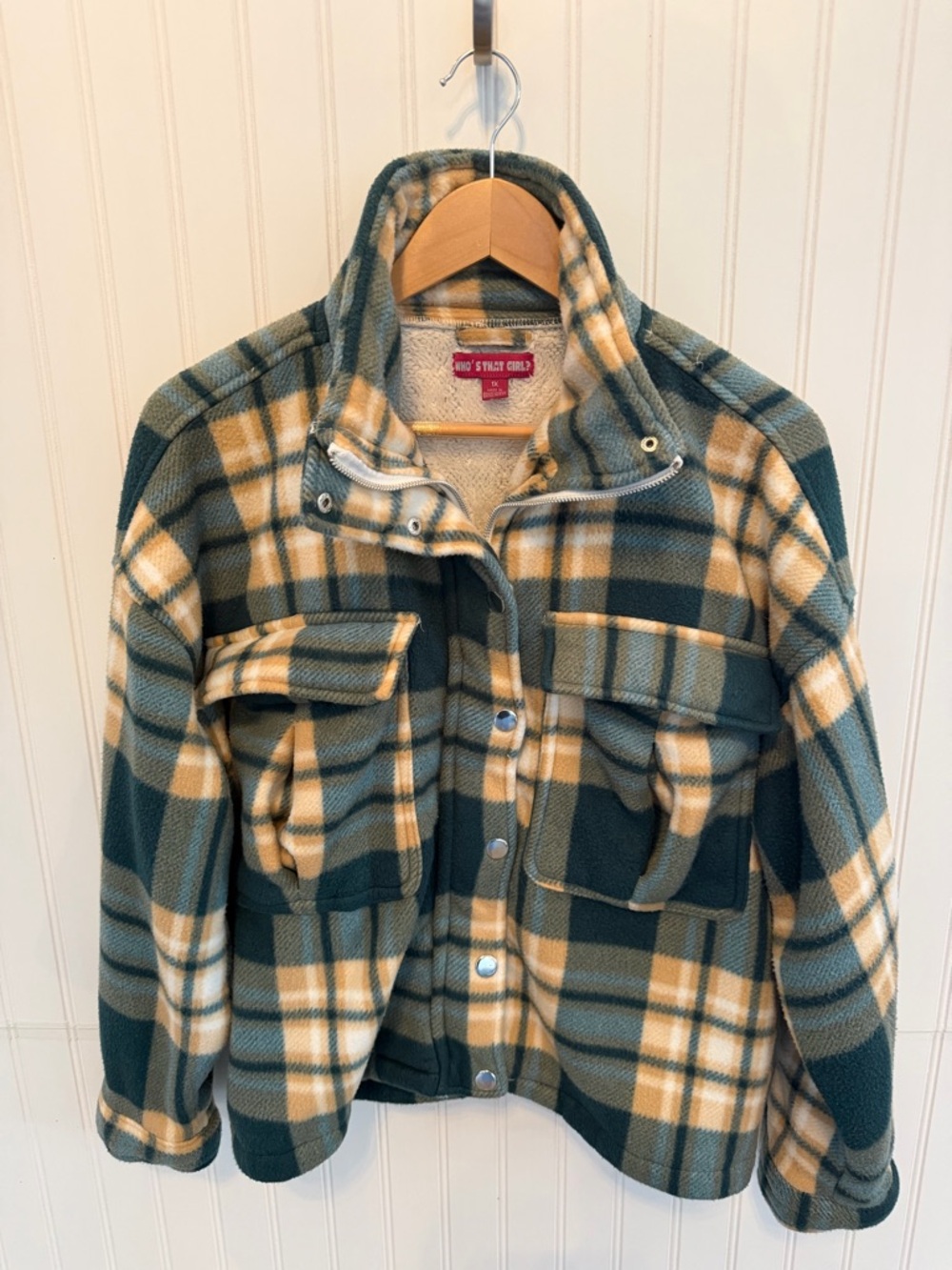 Who’s That Girl Women’s Green Plaid Fleece Jacket Size 1X
